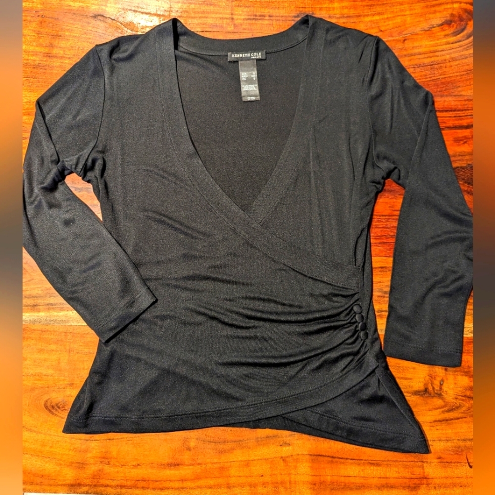 Black 3/4 sleeve blouse w/ deep v neck
